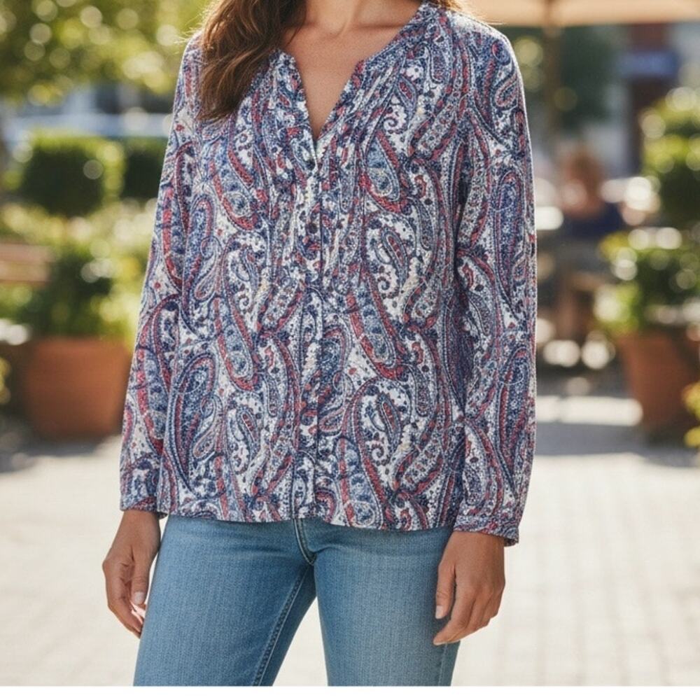 J.Jill Size Medium Blue Paisley Print Pintuck Button Up Cotton Blend Blouse
